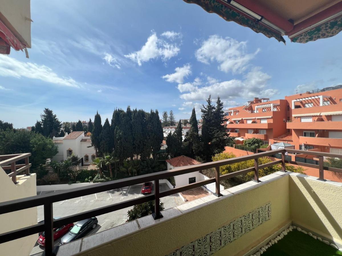 Apartamento tropical con piscina cerca de la playa Torremolinos Exterior foto