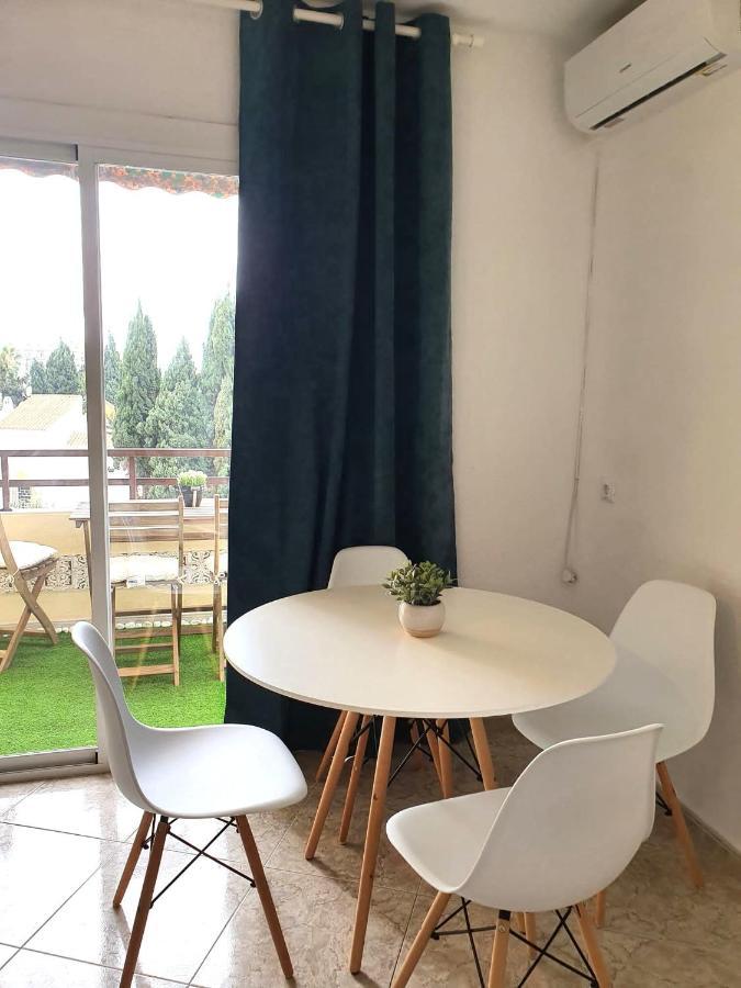 Apartamento tropical con piscina cerca de la playa Torremolinos Exterior foto