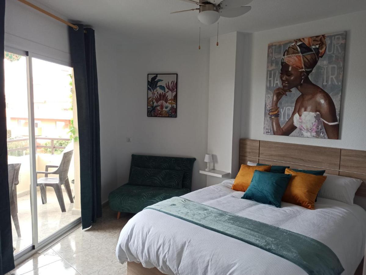 Apartamento tropical con piscina cerca de la playa Torremolinos Exterior foto